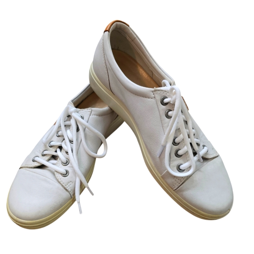 ECCO Soft 7 Ladies Leather Sneakers Size 39